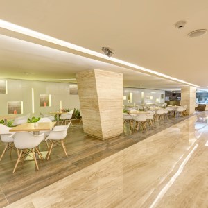 Booking Hotel near Kempegowda Airport